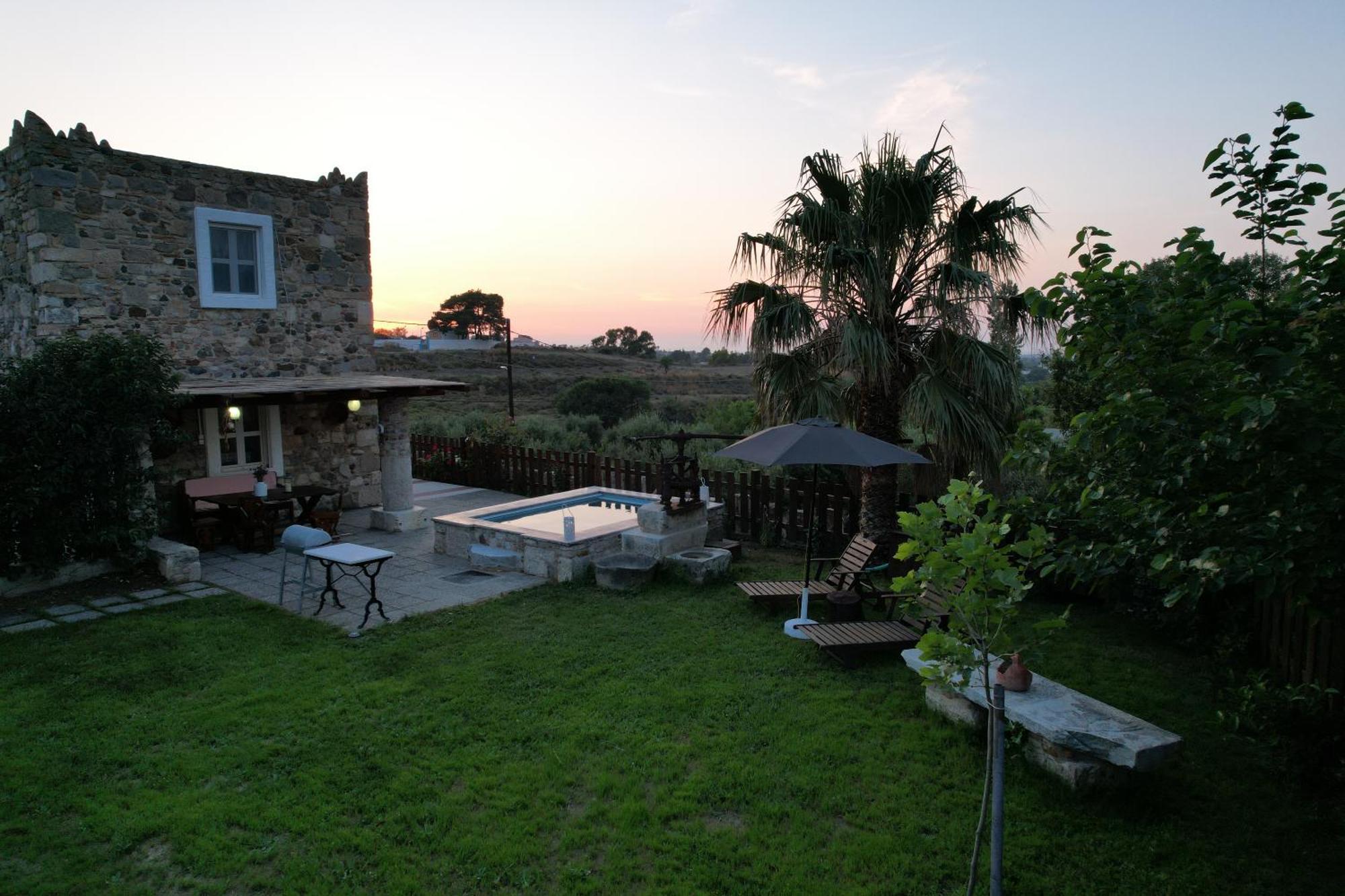 Traditional Kos Villa With Swimming Pool, Lawn Yard And Bbq Kültér fotó
